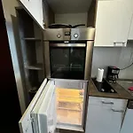 Altepost Apartment *