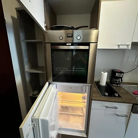 Altepost Apartment *